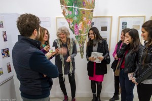 JANE & STUDENTS AT OPENING WITH TAIWAN MAP_MG_9581