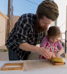 Forming a sample sheet of fan palm paper