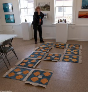 laying out the quilt in Cedar ArtsIMG_3682